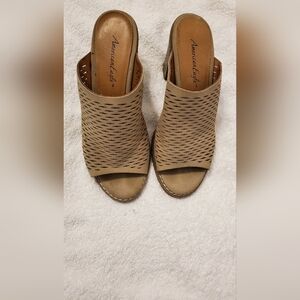Amerivan eagle sandals with heel 8.5